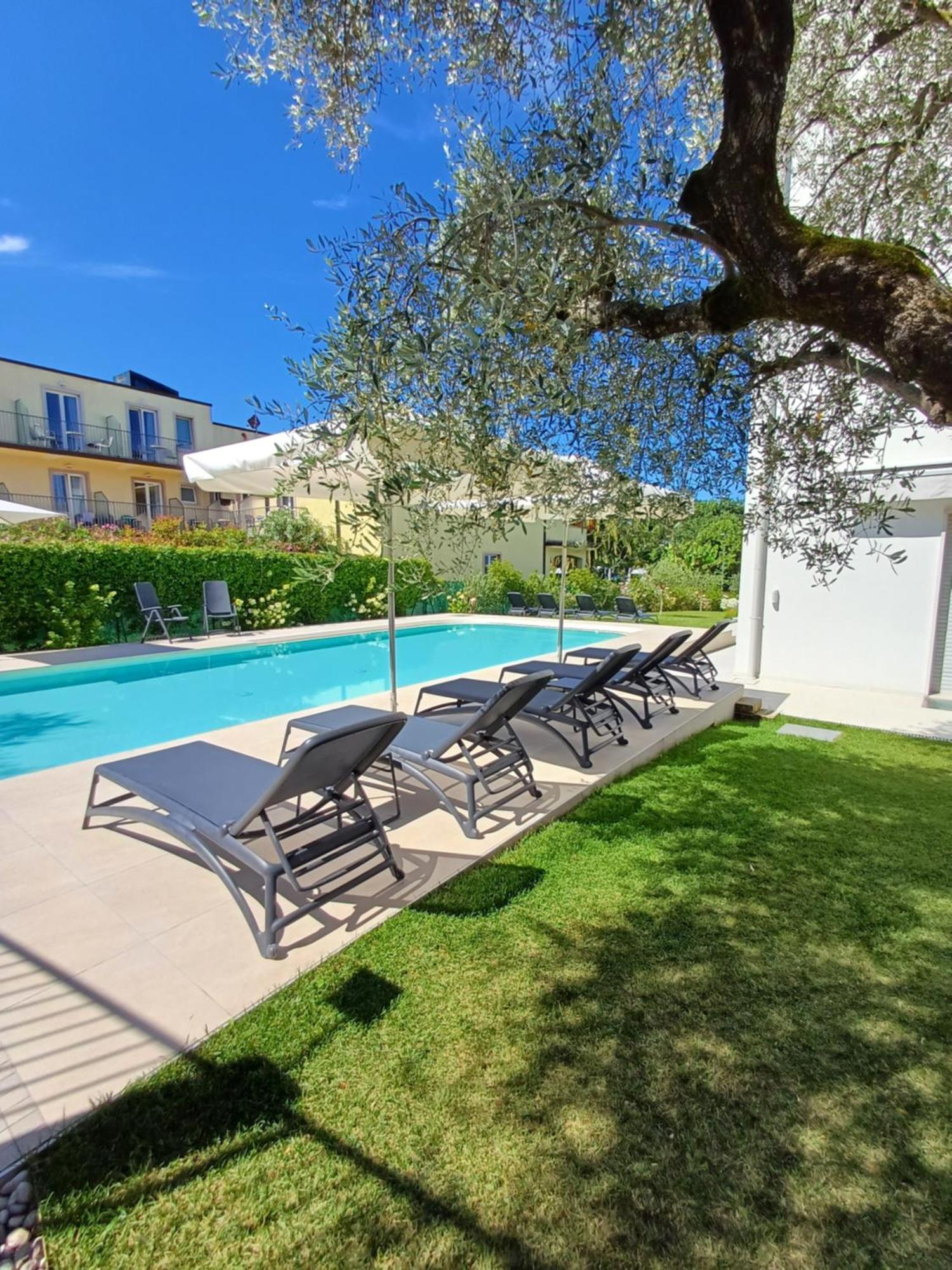 Residence Villa Adriana Bardolino Ngoại thất bức ảnh
